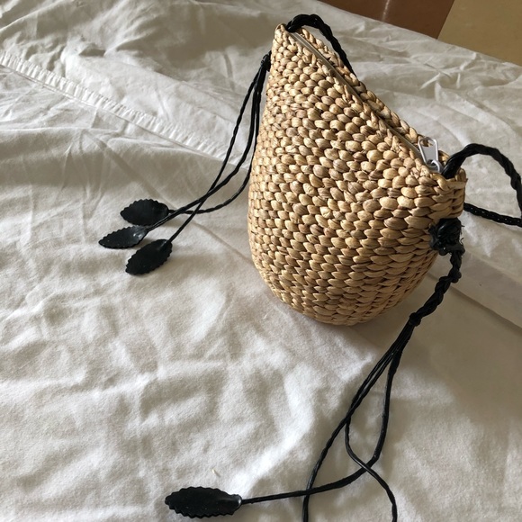 Small Handbag - Picture 3 of 3